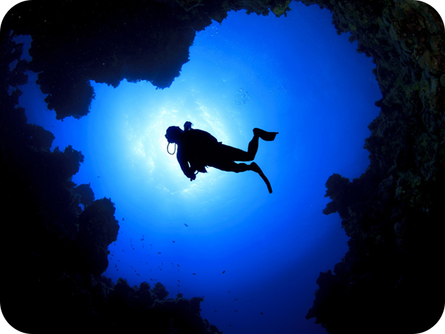 Deep Diver naui kuwait